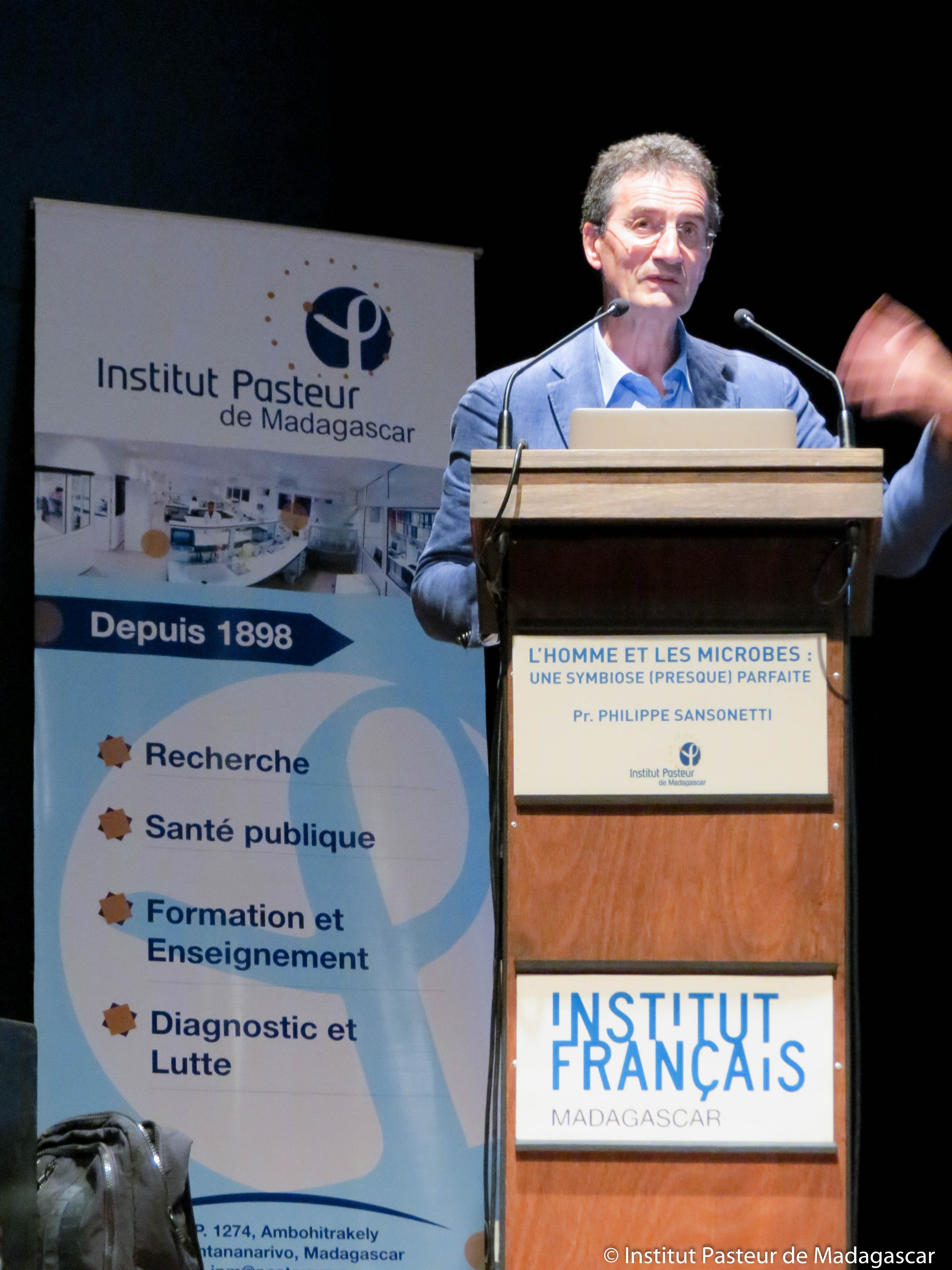 Professeur Philippe Sansonetti à Madagascar pour le lancement du projet Afribiota