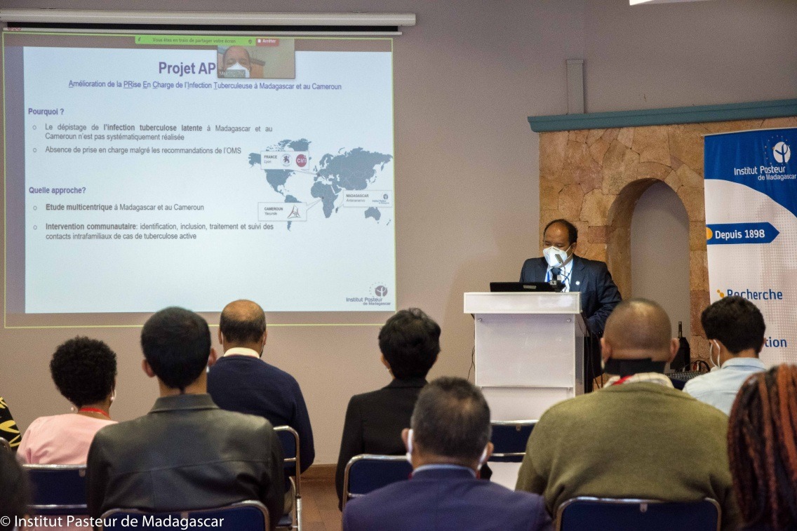 Lancement officiel du Projet APRECIT (Amélioration de la PRise En Charge de l’Infection Tuberculeuse)