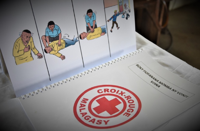 Amélioration de la santé en milieu carcéral à Madagascar : formation des personnes détenues aux premiers secours et à la reconnaissances des symptômes des maladies fréquentes