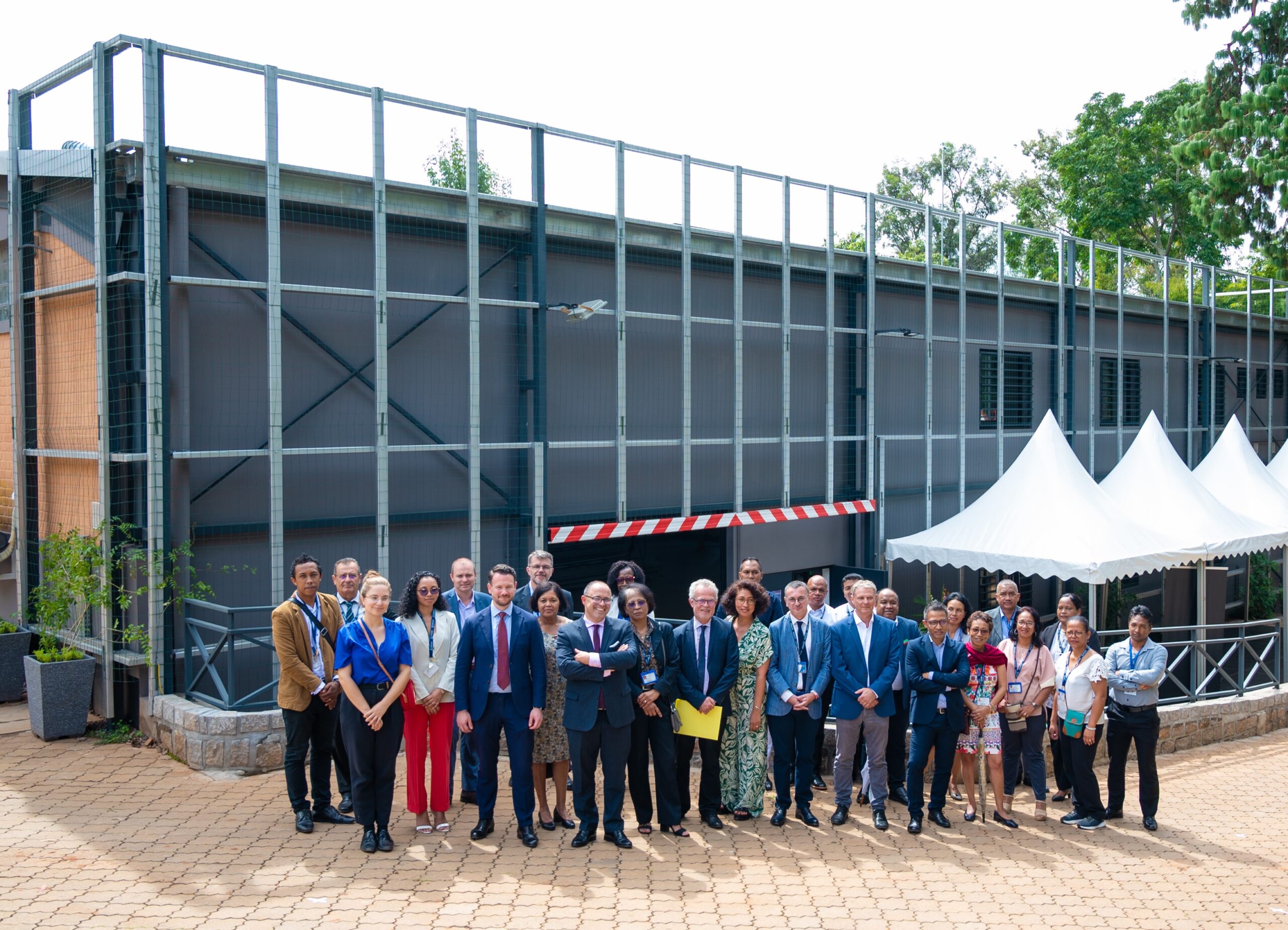 Personnel de l'IPM lors des 125 ans de l'Institut